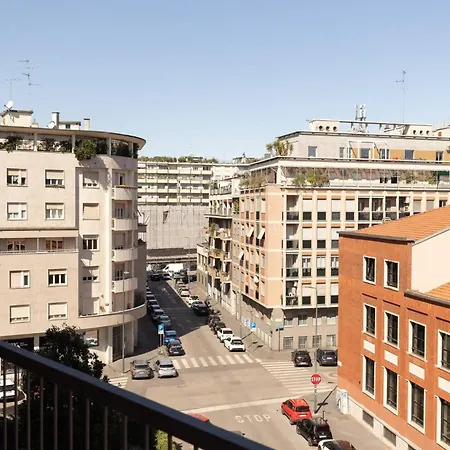 شقة Large Duplex With Private Terrace Gluck *