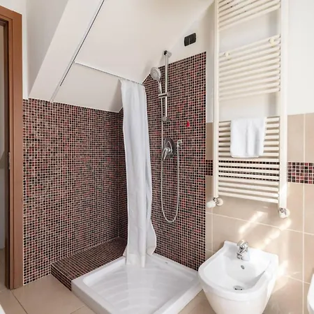 Large Duplex With Private Terrace Gluck Apartment *